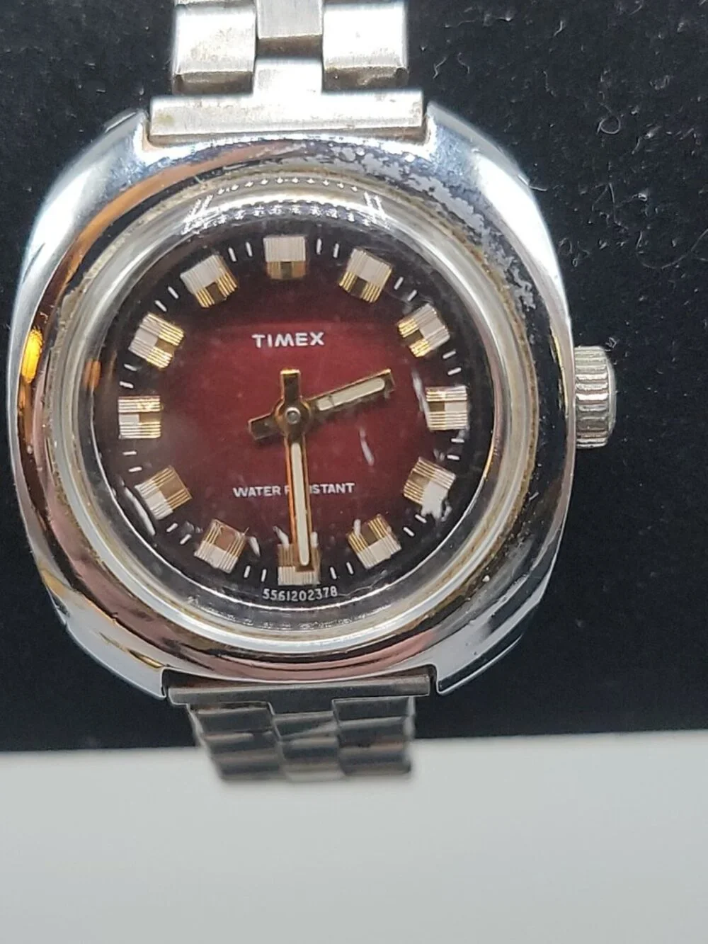 Vintage 1978 Timex Cavatina Manual Wind Watch Maroon Dial 26mm Stretch Band RUNS
